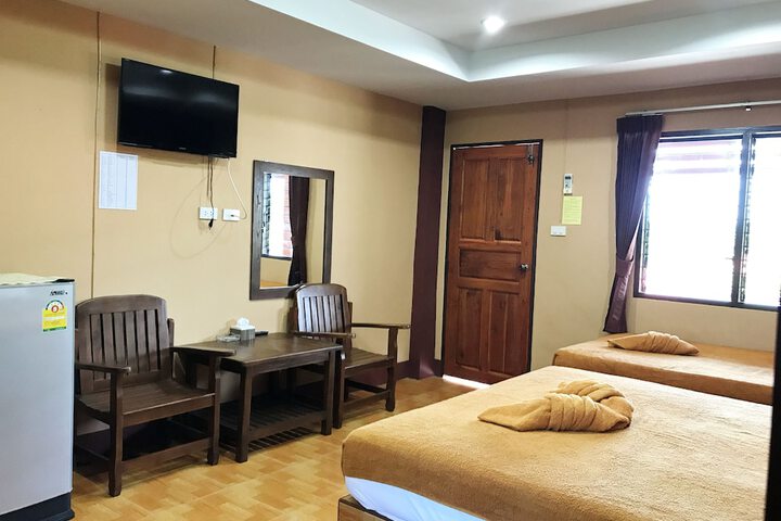 Room 13 of 52