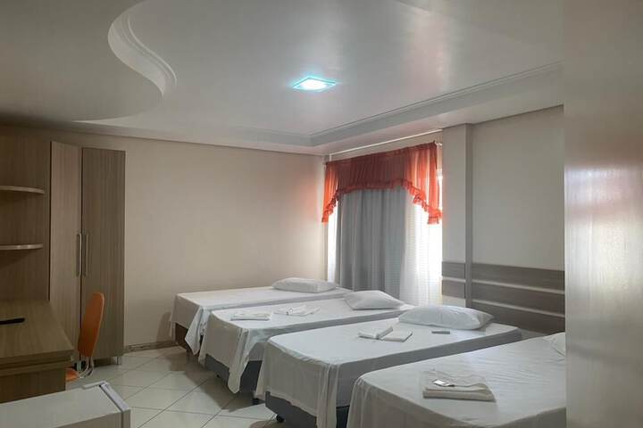 Room 3 of 7