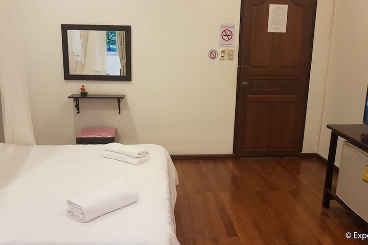 Room 13 of 41