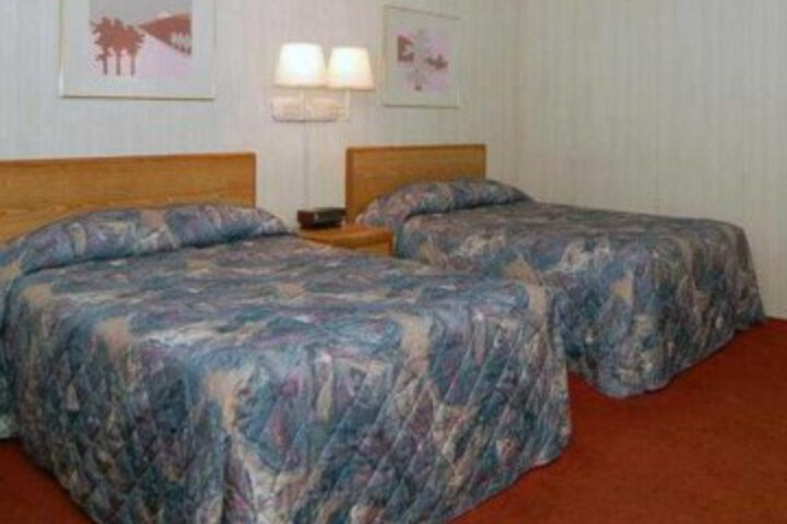 Room 3 of 6