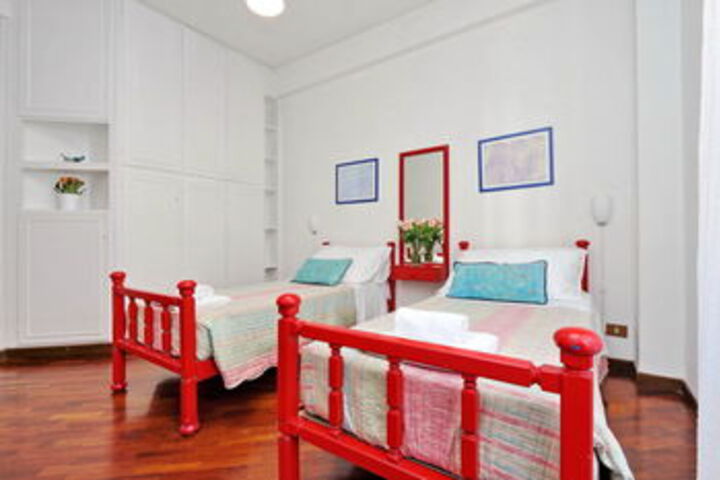 Room 9 of 23
