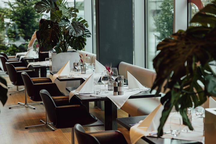 Dining 173 of 289