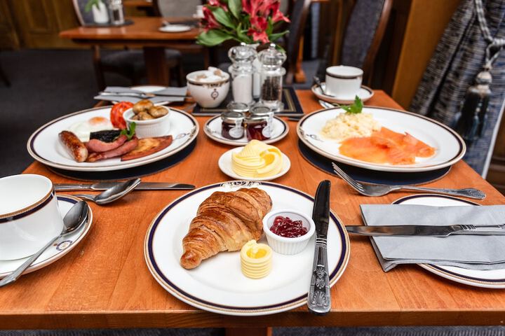 Breakfast/Coffee Service 64 of 76