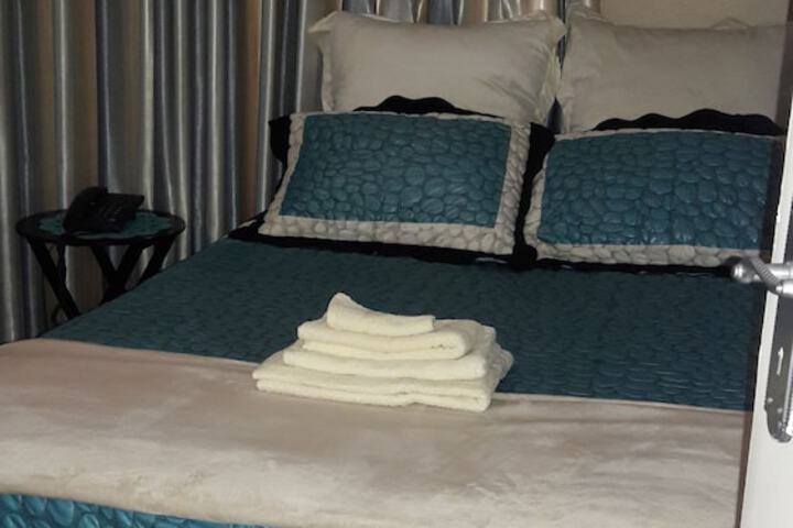 Room 7 of 29
