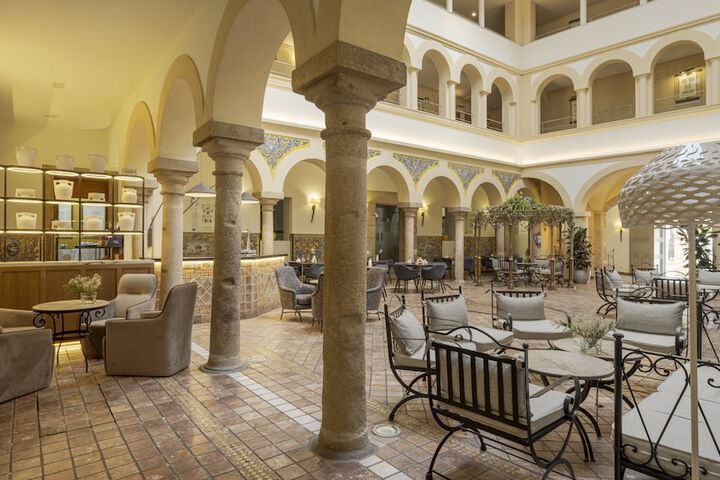 Hotel Interior 12 of 83