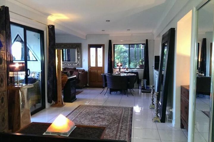 Room 16 of 24