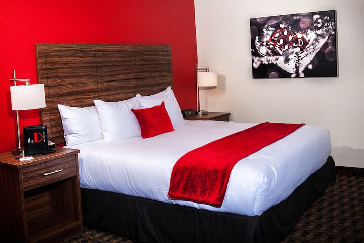Deluxe 2 Queen Beds (6 of 12)