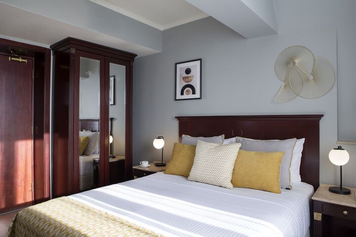 Room 19 of 43