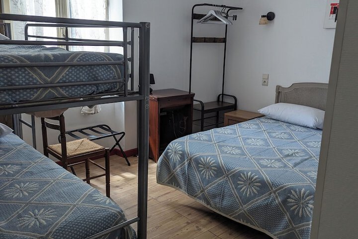 Room 18 of 48