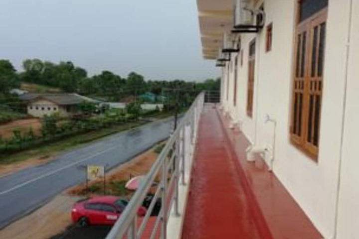 Hero Palace Hotel