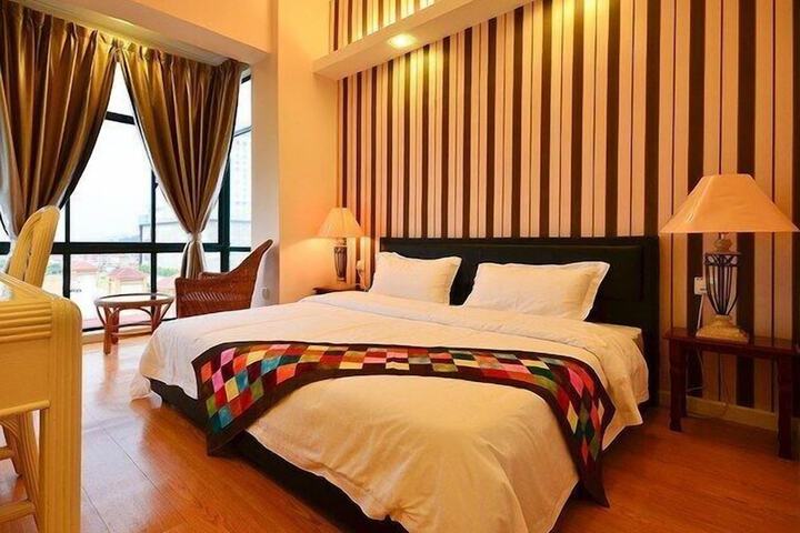 Room 10 of 48