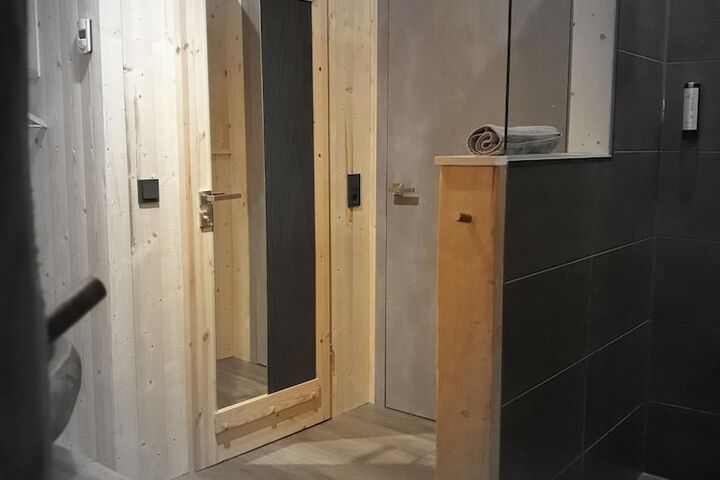 Room 19 of 131