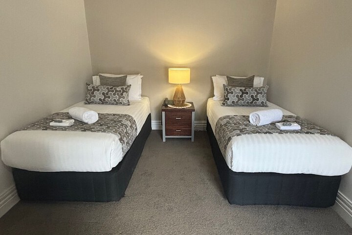 Room 7 of 37