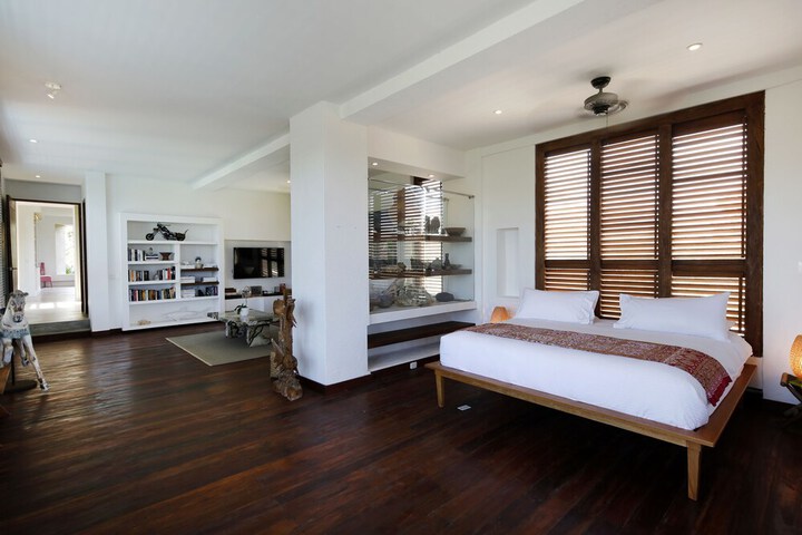 Room 8 of 39