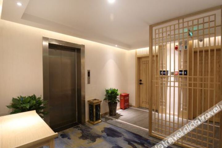 Hotel Interior 20 of 38