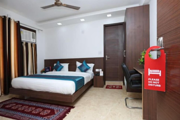Room 15 of 43