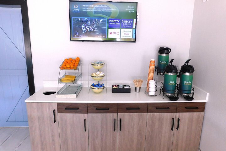 Breakfast/Coffee Service 41 of 50