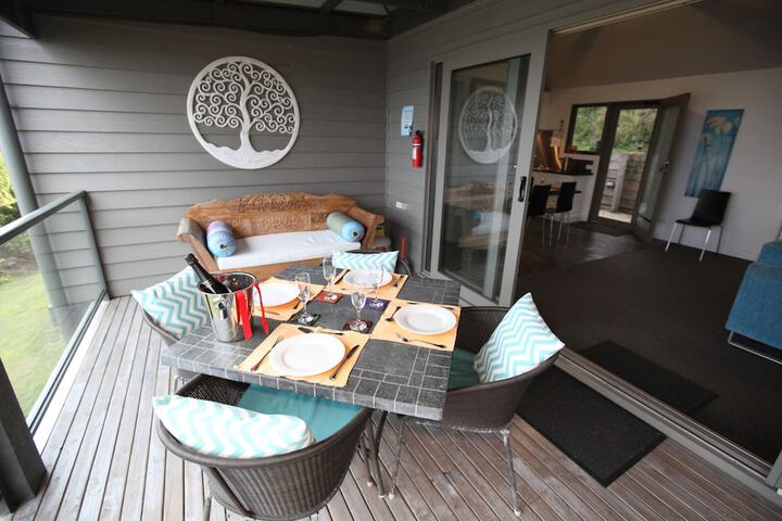 Terrace/Patio 19 of 48