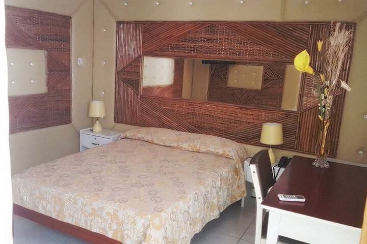 Room 7 of 40