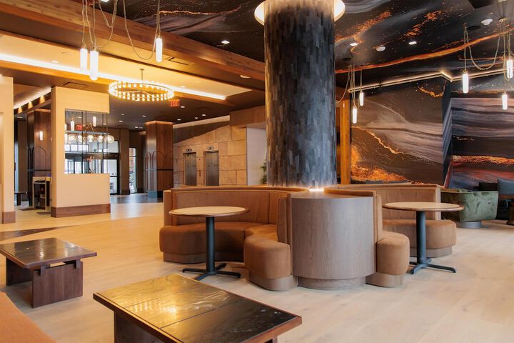 Guest Lobby
