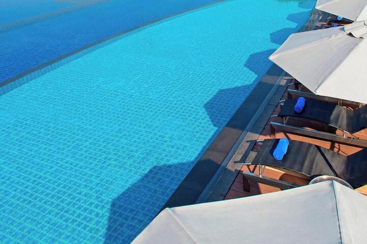 Pool 38 of 121