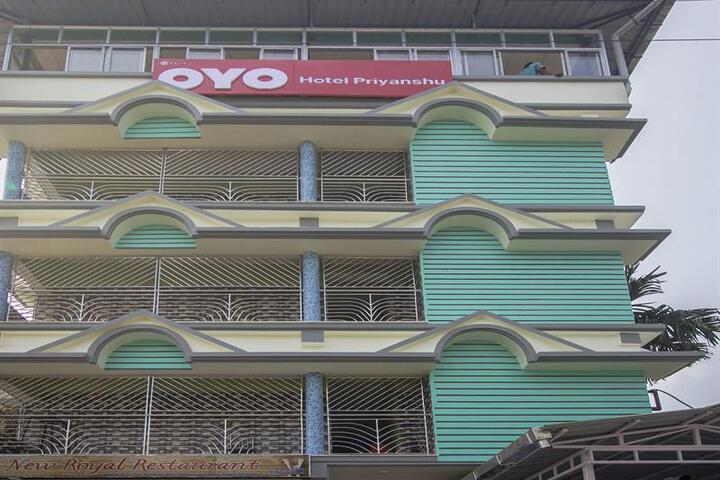 OYO 14795 HOTEL PRIYANSHU