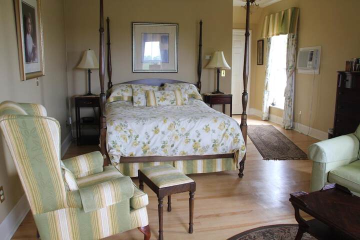 Room 17 of 51