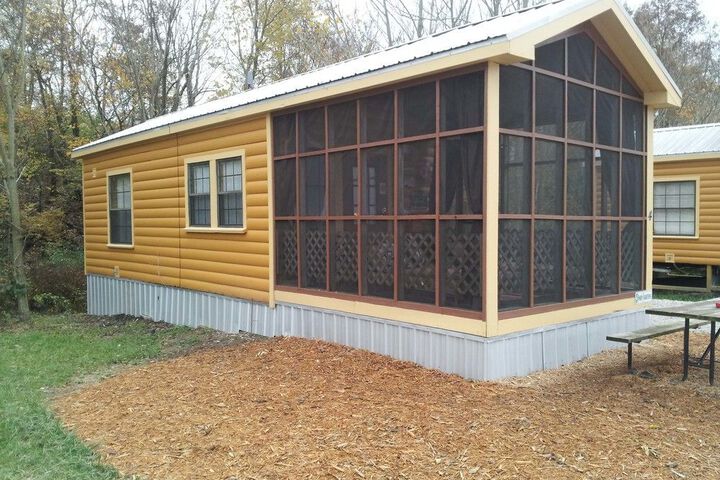 Exterior of THE CABINS AND COTTAGES AT SHALE LAKE