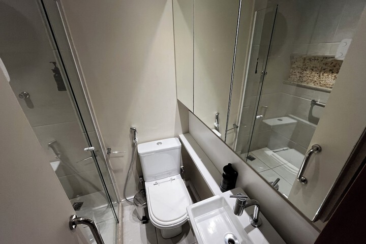 Clean Restrooms