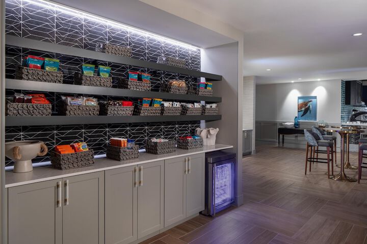 Snack bar