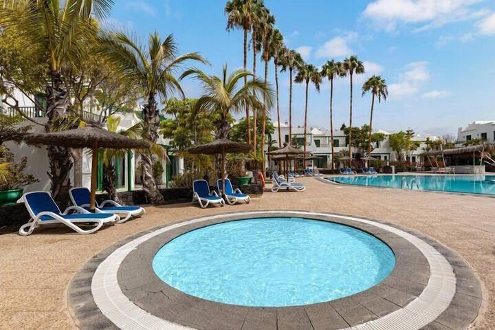 Hotel with Pool