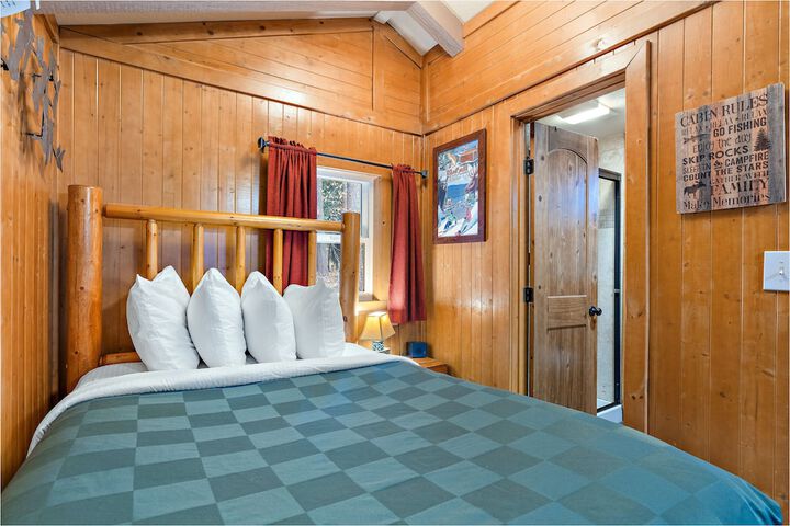 Room 16 of 153