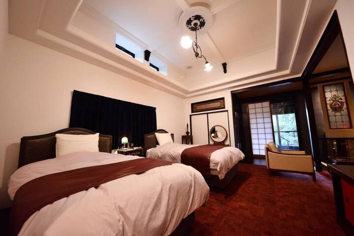 Room 14 of 56