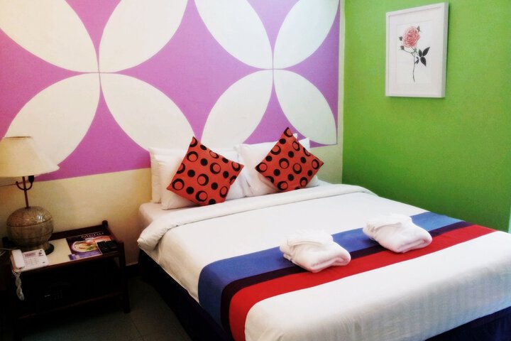 Room 17 of 42