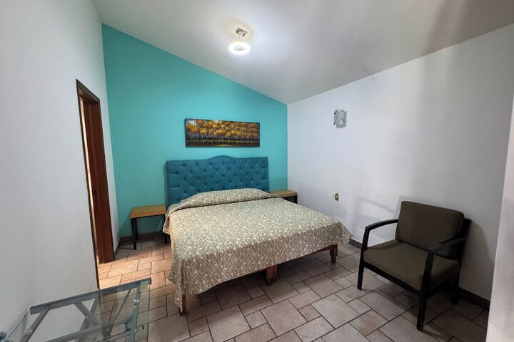 Room 16 of 49