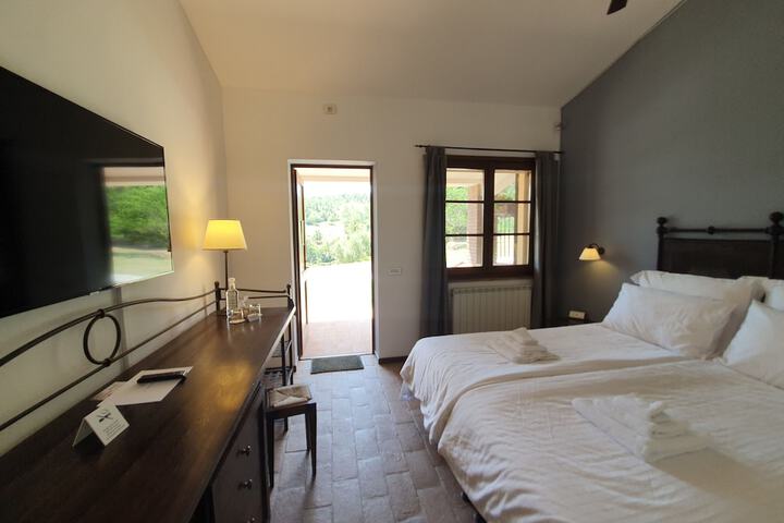 Room 8 of 81