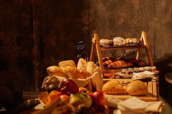 Breakfast/Coffee Service 175 of 397