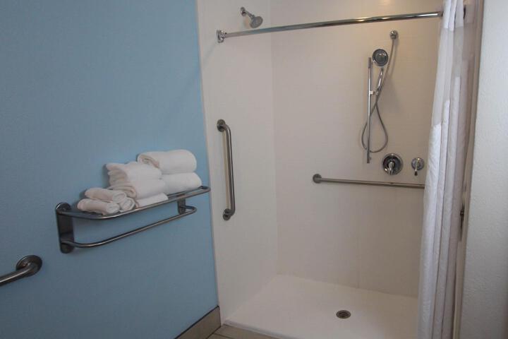Double Accessible (2 of 2)