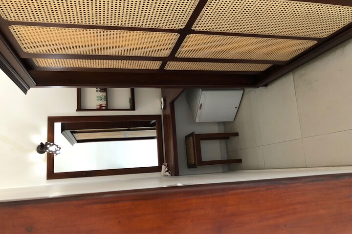 Room 9 of 57