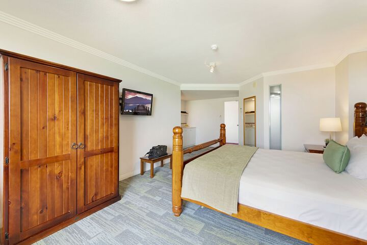 Room 20 of 84