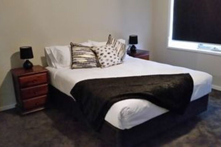 Room 9 of 21