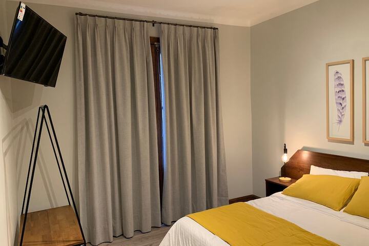 Room 6 of 20
