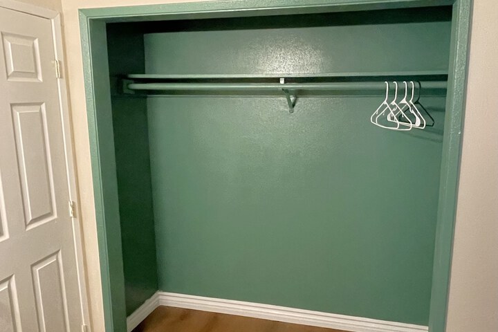 Room 9 of 29