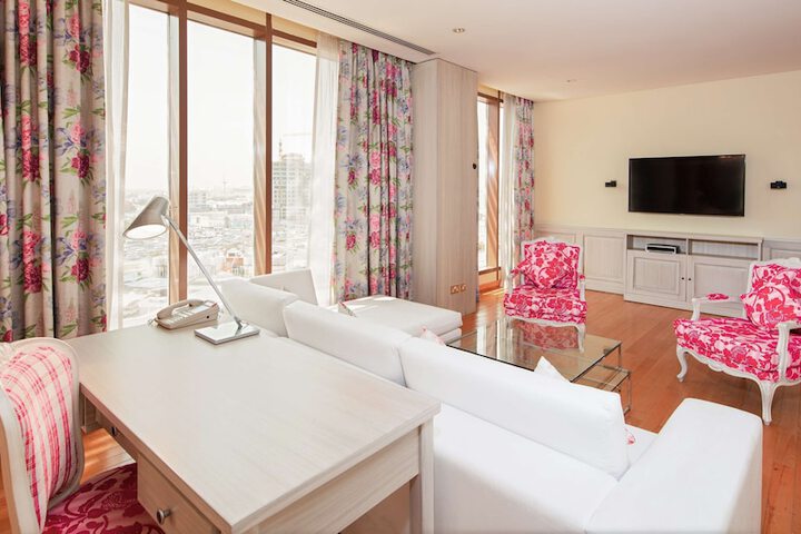 Room 20 of 179