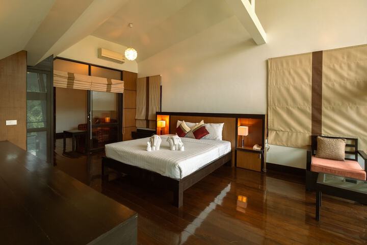 Room 14 of 123