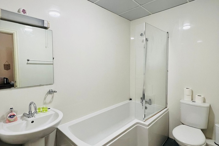 Room 42 of 67