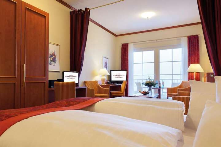 Room 7 of 42