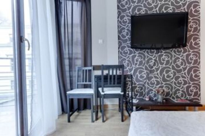 Room 13 of 29