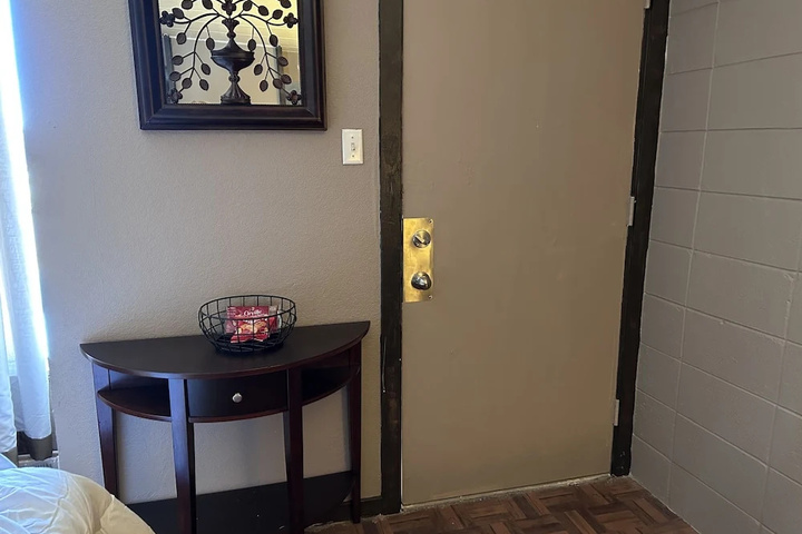 Room 3 of 13