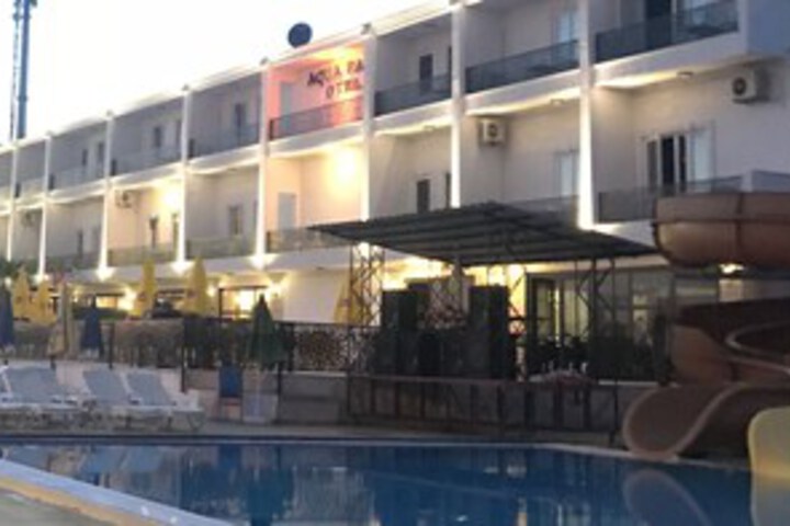 Pool 8 of 14